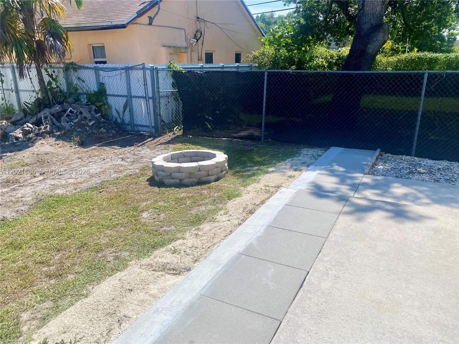 1112 N 61st Terrace Hollywood FL 33024