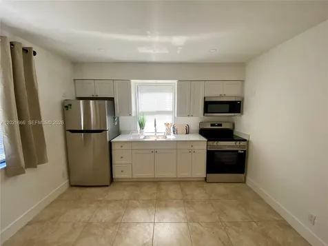 1112 N 61st Terrace Hollywood FL 33024