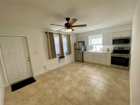 1112 N 61st Terrace Hollywood FL 33024