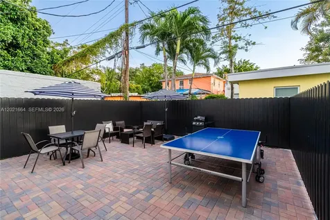 1786 SW 9th Street Miami FL 33135