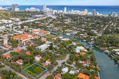 969 W 34th Street Miami Beach FL 33140