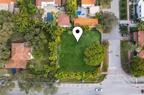 969 W 34th Street Miami Beach FL 33140