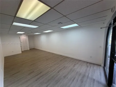 517 SW 12th Avenue Miami FL 33130