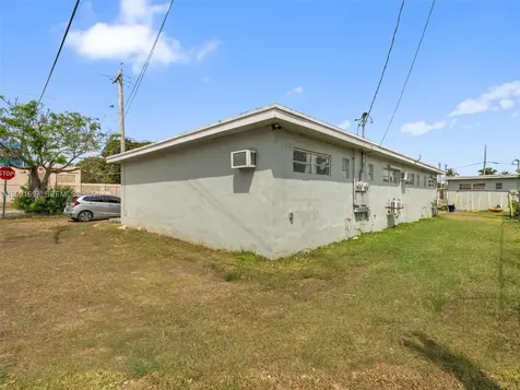 651 SW 4th Avenue Homestead FL 33030