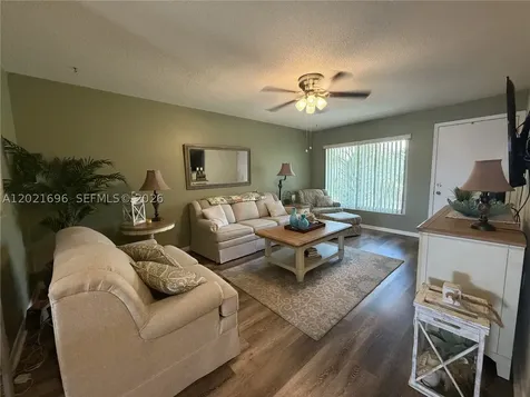 204 S Anoka Avenue Avon Park FL 33825