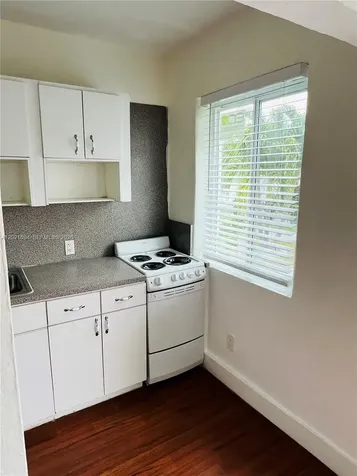 850 81st Street Miami Beach FL 33141