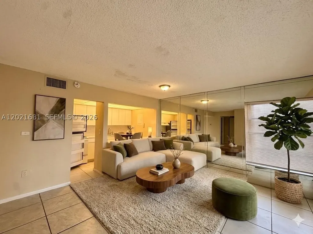 17650 NW 68th Avenue Hialeah FL 33015