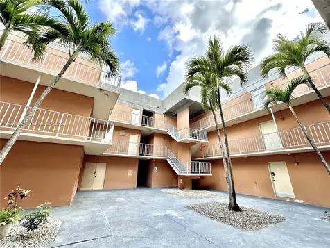17650 NW 68th Avenue Hialeah FL 33015