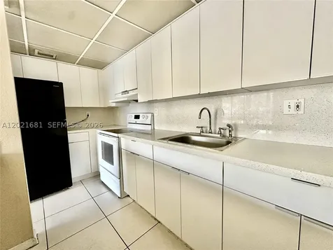 17650 NW 68th Avenue Hialeah FL 33015