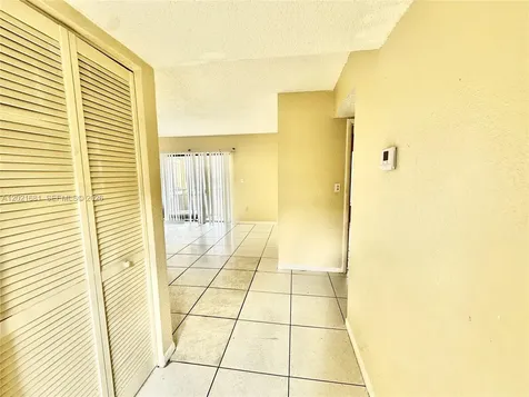 17650 NW 68th Avenue Hialeah FL 33015
