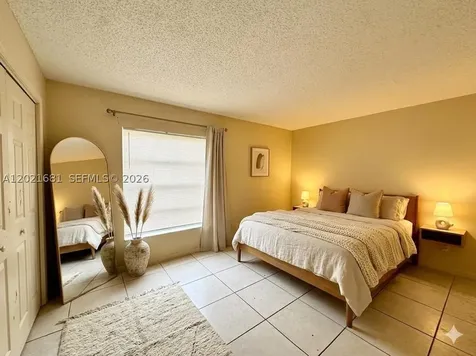 17650 NW 68th Avenue Hialeah FL 33015