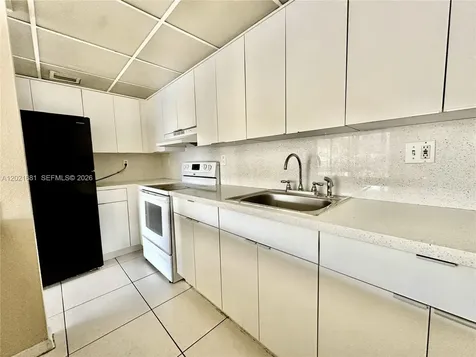 17650 NW 68th Avenue Hialeah FL 33015