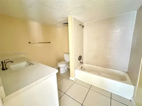 17650 NW 68th Avenue Hialeah FL 33015
