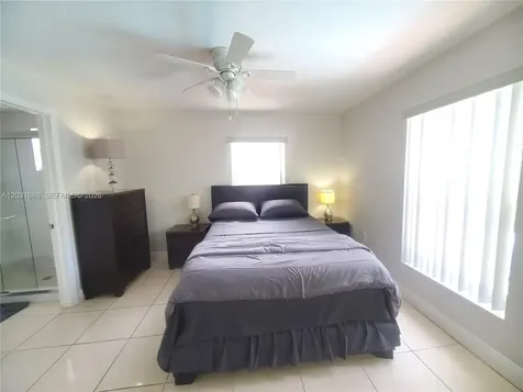 372 NE 162nd Street Miami FL 33162