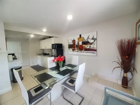 372 NE 162nd Street Miami FL 33162