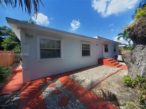 372 NE 162nd Street Miami FL 33162