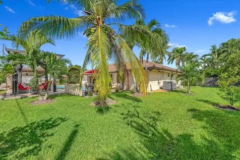 9796 NW 28th Terrace Doral FL 33172