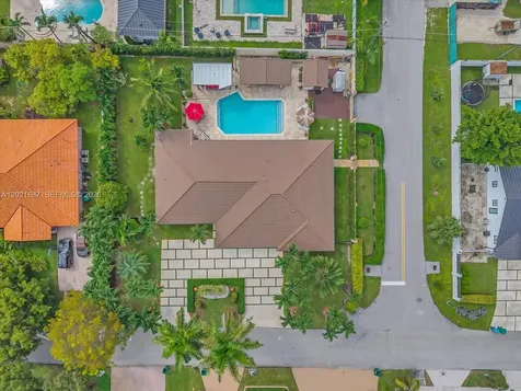 9796 NW 28th Terrace Doral FL 33172