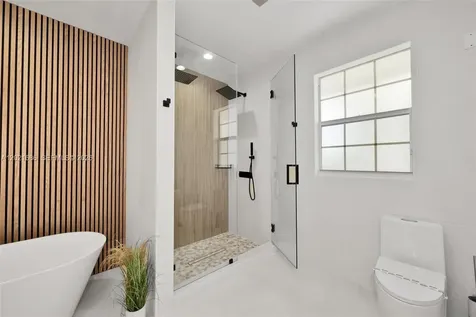 2940 NE 164th Street North Miami Beach FL 33160