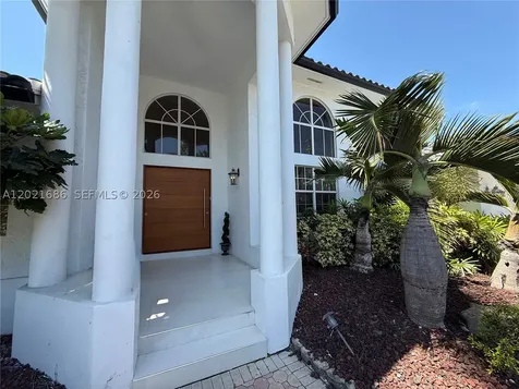 2940 NE 164th Street North Miami Beach FL 33160
