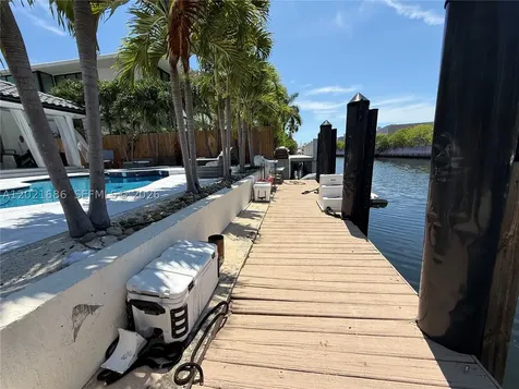 2940 NE 164th Street North Miami Beach FL 33160