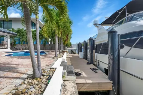 2940 NE 164th Street North Miami Beach FL 33160