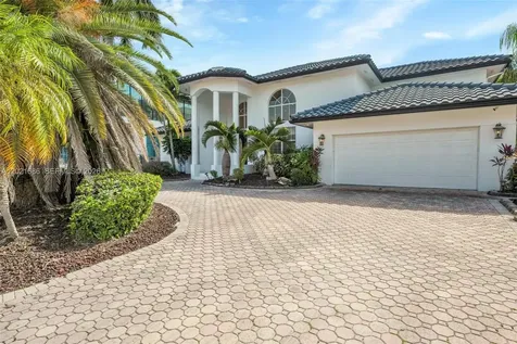 2940 NE 164th Street North Miami Beach FL 33160