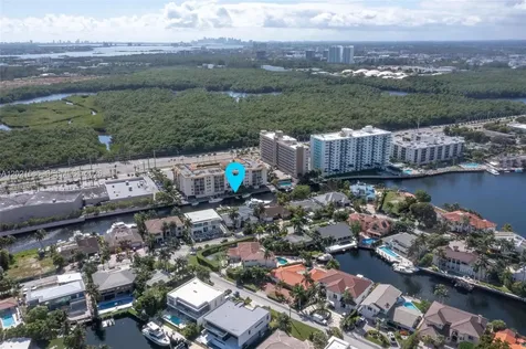 2940 NE 164th Street North Miami Beach FL 33160