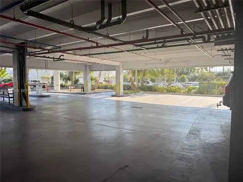 290 NW 165th Street Miami FL 33169