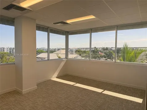 290 NW 165th Street Miami FL 33169