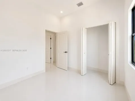 703 Long Island Lehigh Acres FL 33974