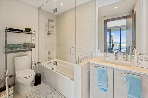 5500 Island Estates Drive Aventura FL 33160