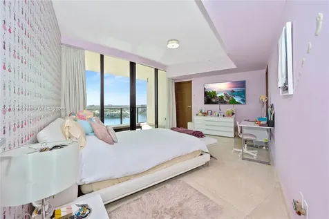 5500 Island Estates Drive Aventura FL 33160