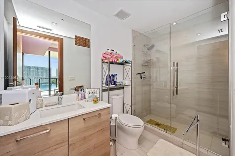 5500 Island Estates Drive Aventura FL 33160