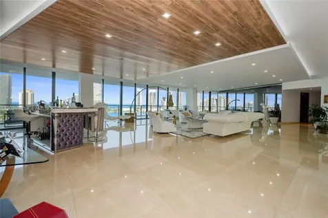 5500 Island Estates Drive Aventura FL 33160