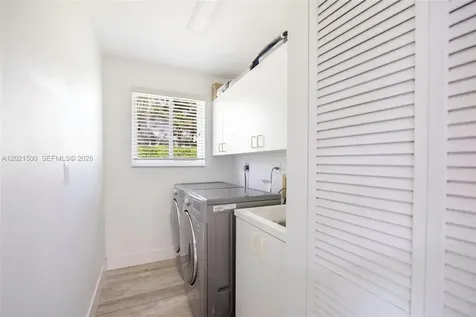 7400 SW 170th Terrace Palmetto Bay FL 33157