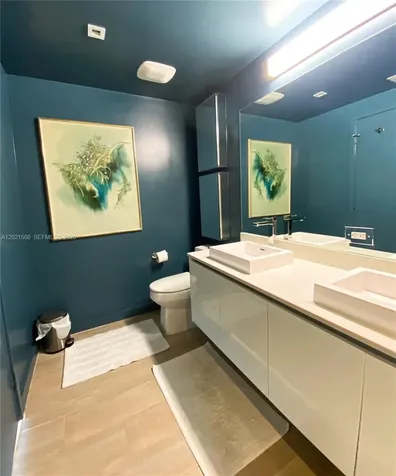 1600 SW 1 Avenue Miami FL 33129