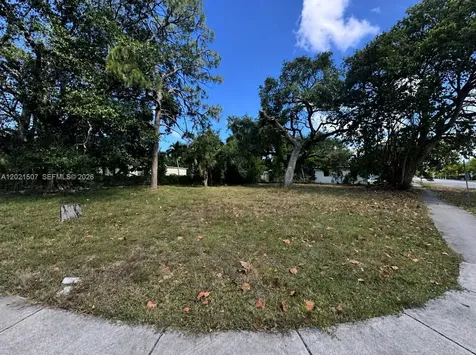 16301 NW 32nd Avenue Miami Gardens FL 33054