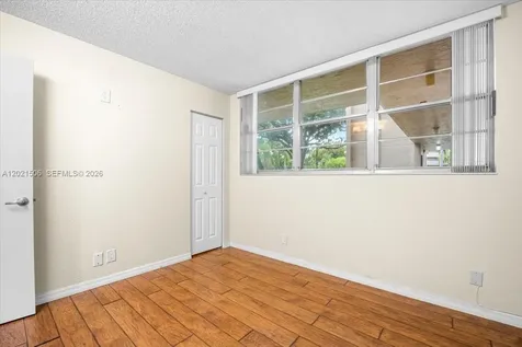 9501 Seagrape Drive Davie FL 33324