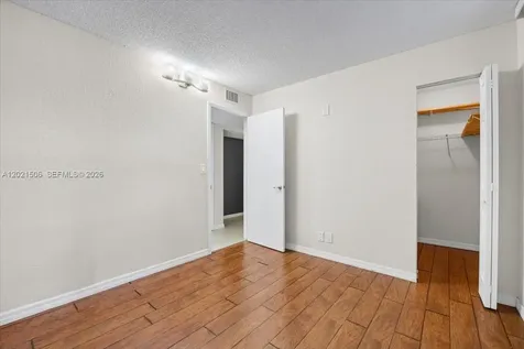 9501 Seagrape Drive Davie FL 33324