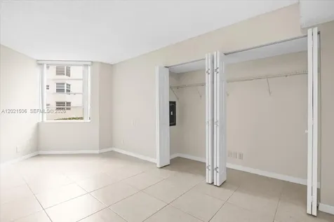 9501 Seagrape Drive Davie FL 33324