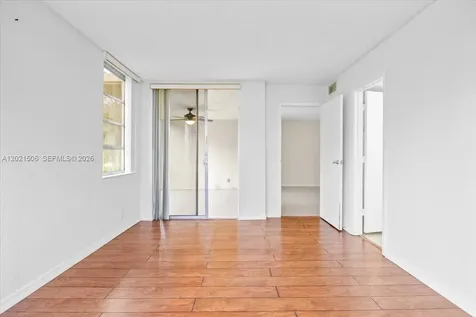 9501 Seagrape Drive Davie FL 33324