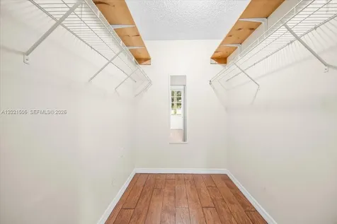 9501 Seagrape Drive Davie FL 33324