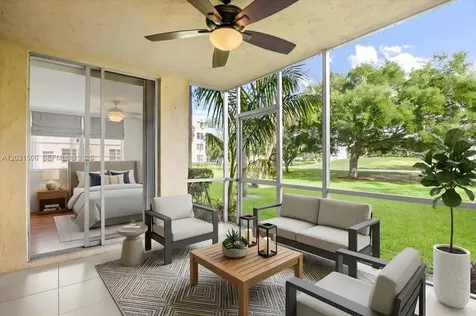 9501 Seagrape Drive Davie FL 33324