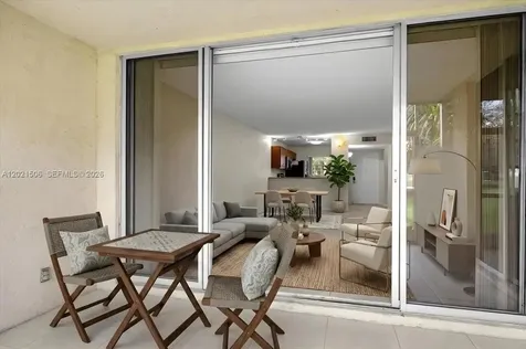 9501 Seagrape Drive Davie FL 33324