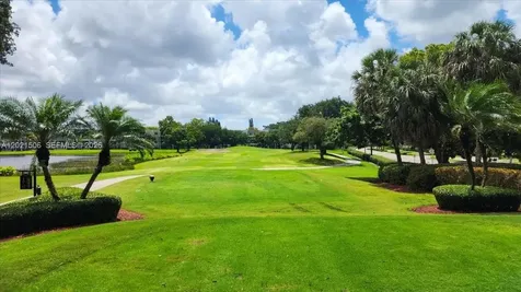9501 Seagrape Drive Davie FL 33324