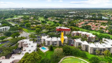 9501 Seagrape Drive Davie FL 33324