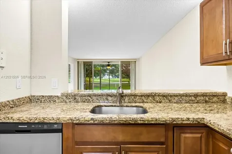 9501 Seagrape Drive Davie FL 33324