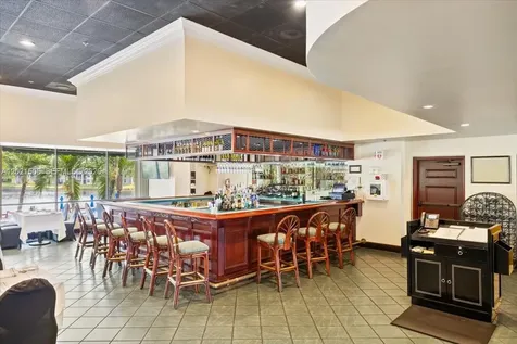 9501 Seagrape Drive Davie FL 33324
