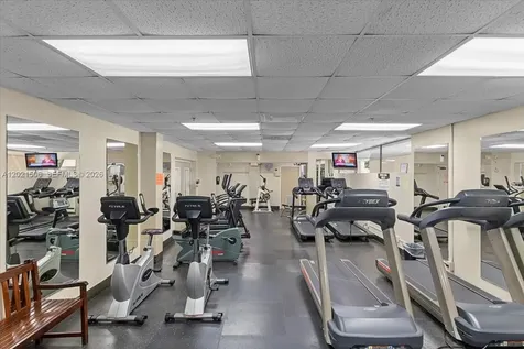 9501 Seagrape Drive Davie FL 33324